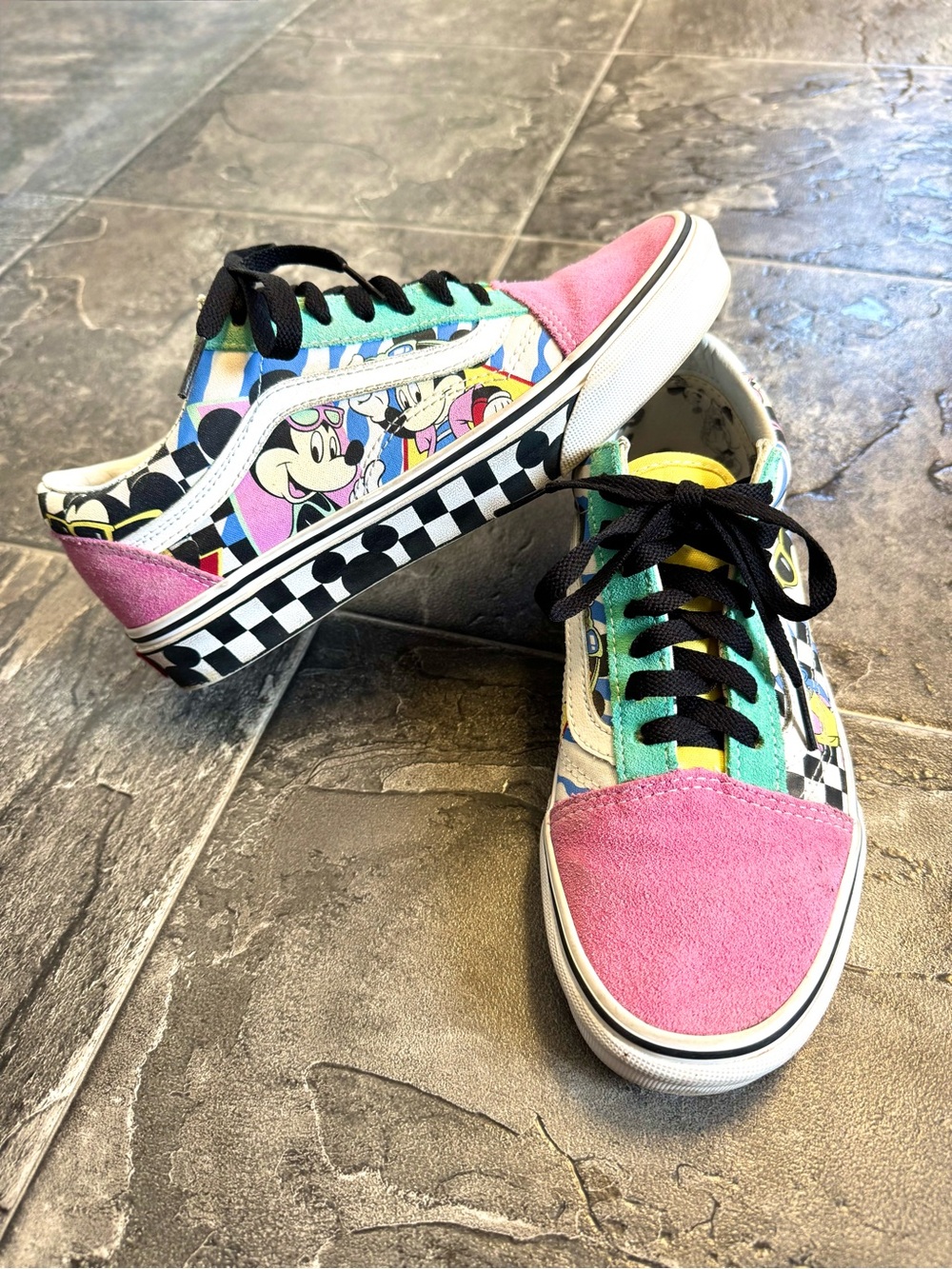 Vans Old Skool Disney 80's Mickey Shoes | Women’s 7.5